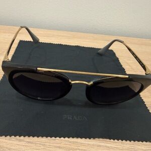 Prada polarized Sunglasses